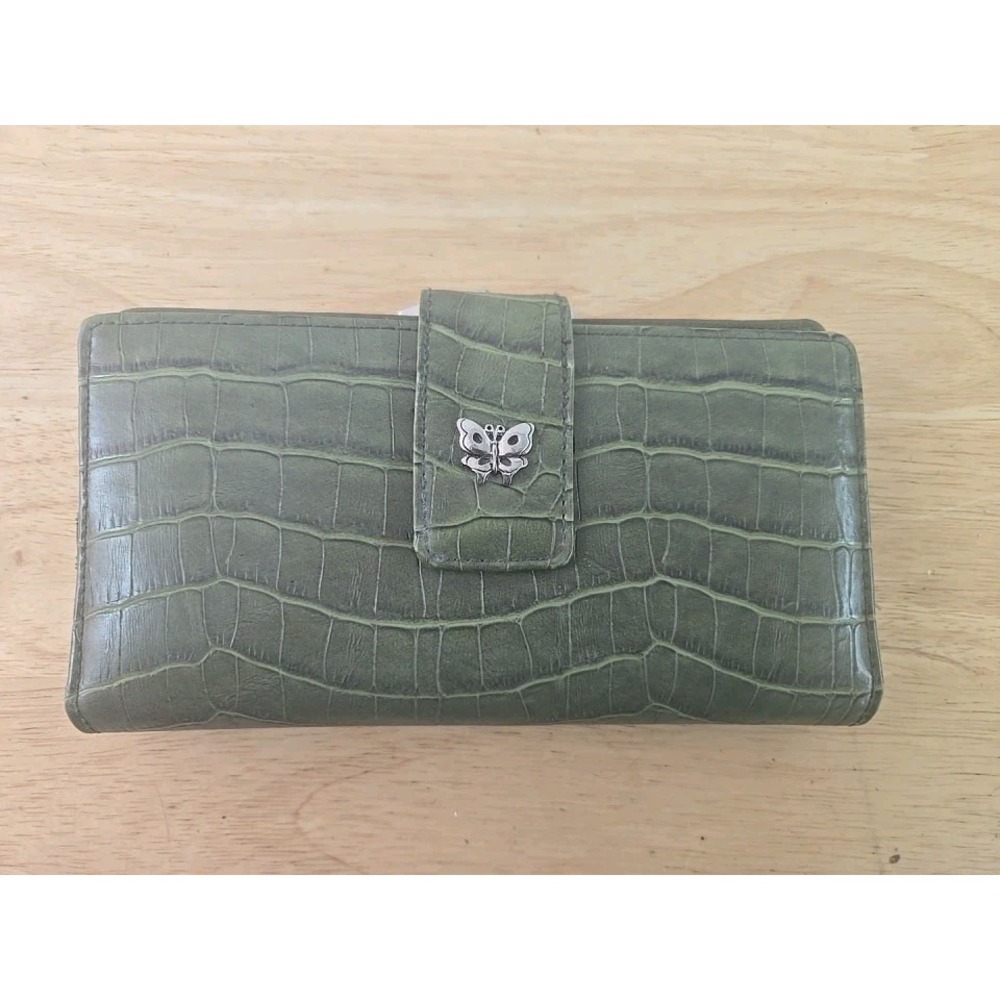 Green Croco Faux Leather Wallet, Butterfly Clasp‎